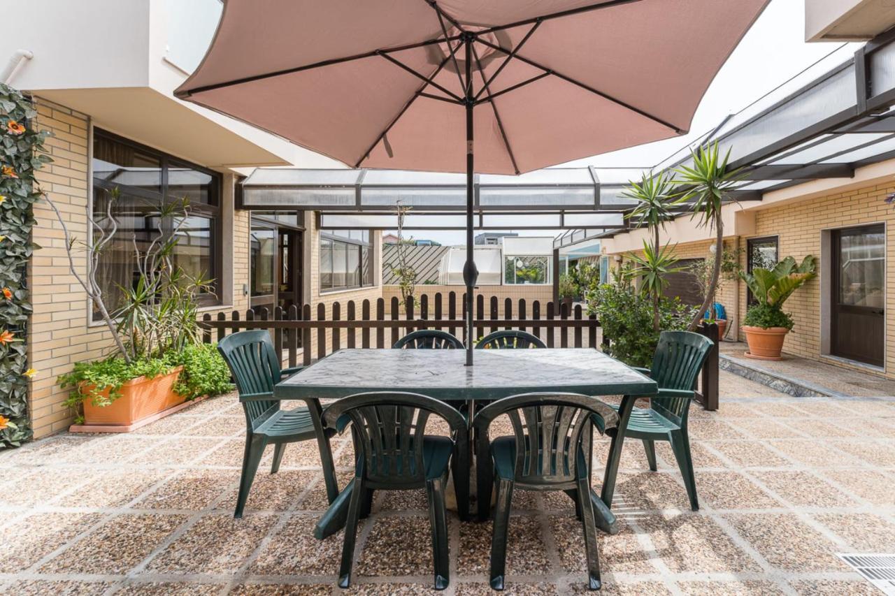 Coastal Escape In Lavra Otel Dış mekan fotoğraf